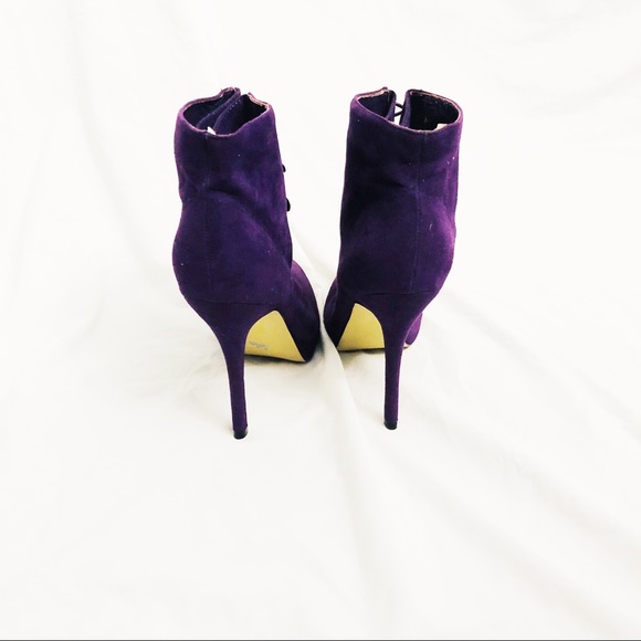 ShoeDazzle Dark Purple Suede Heeled Bootie Size 10 - Picture 4 of 5